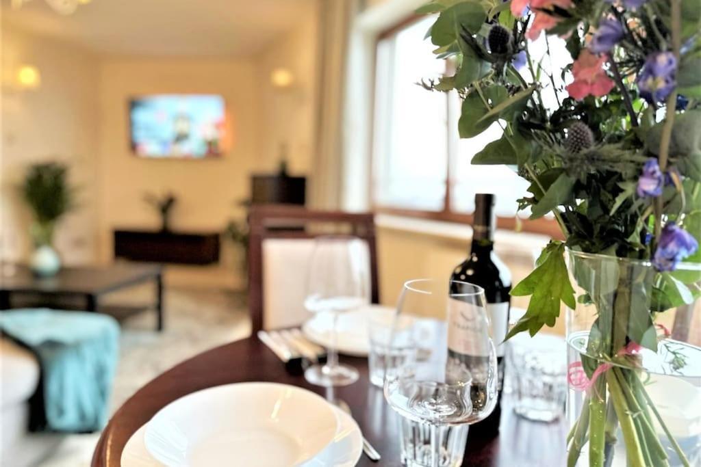 Exclusive Penthouse Near Citycenter 120M2 +Netflix Krakow Exterior photo