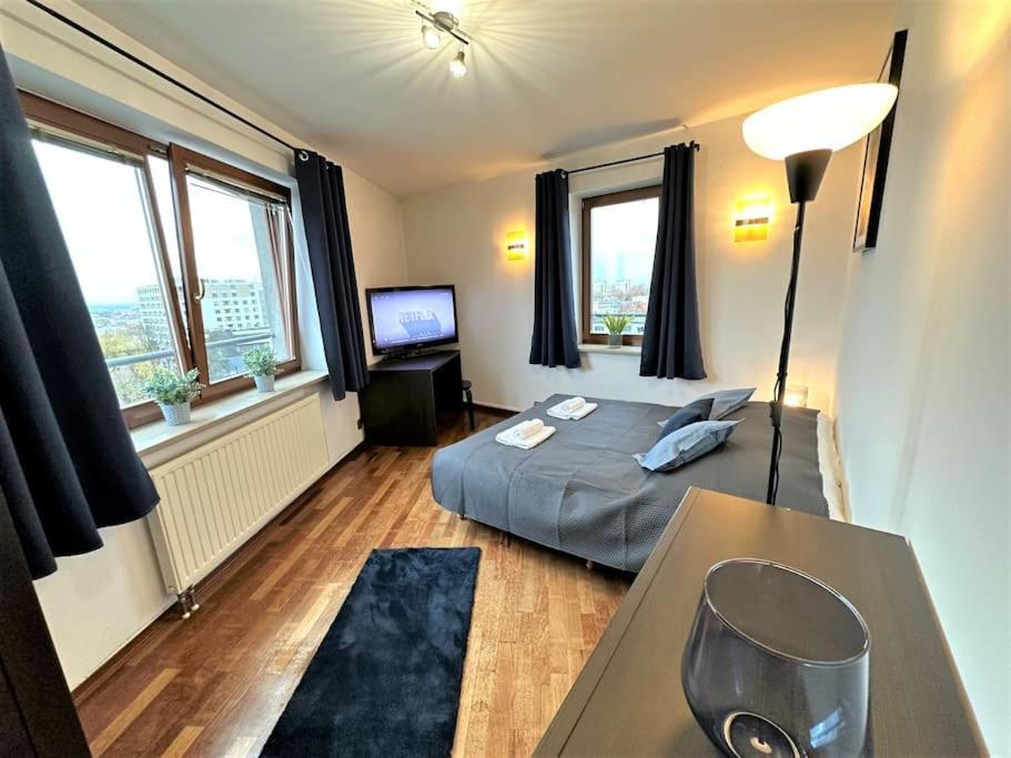 Exclusive Penthouse Near Citycenter 120M2 +Netflix Krakow Exterior photo