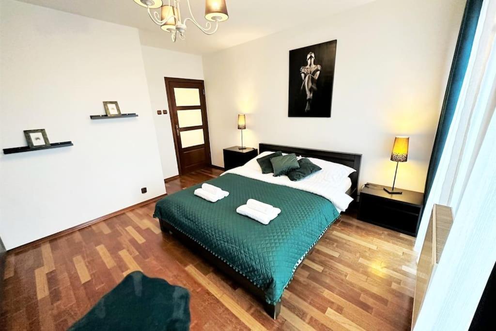 Exclusive Penthouse Near Citycenter 120M2 +Netflix Krakow Exterior photo
