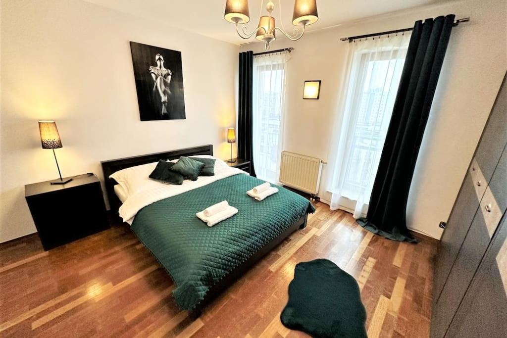 Exclusive Penthouse Near Citycenter 120M2 +Netflix Krakow Exterior photo